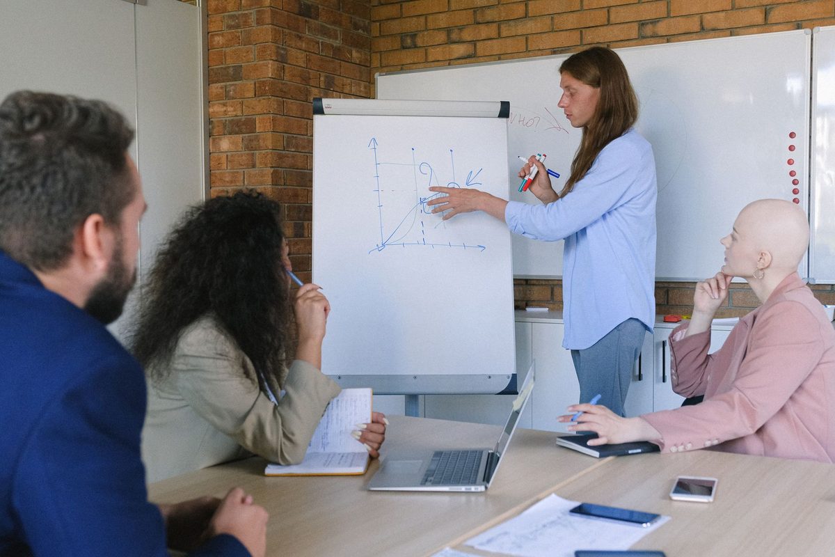 Unterweisung im Büro: wie oft und welche Themen?